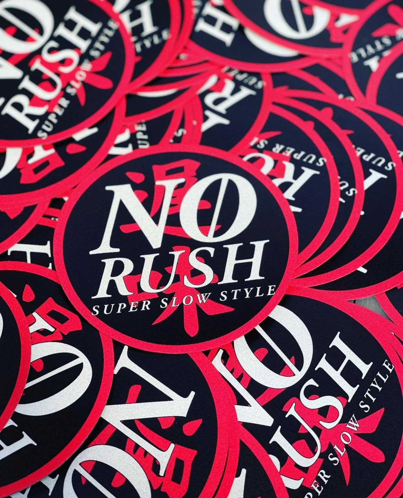 NO RUSH CIRCLE SLAP