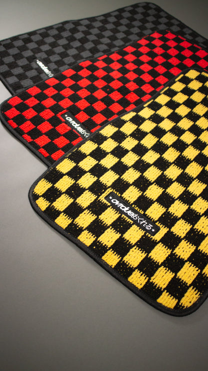 CHECKERED FLOOR MAT